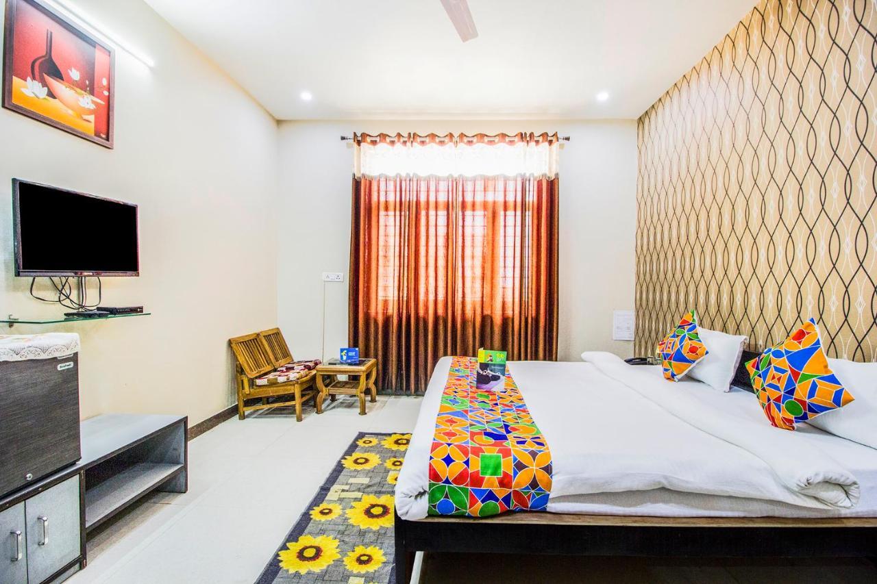 Fabhotel Plus Maniram Palace Agra  Dış mekan fotoğraf