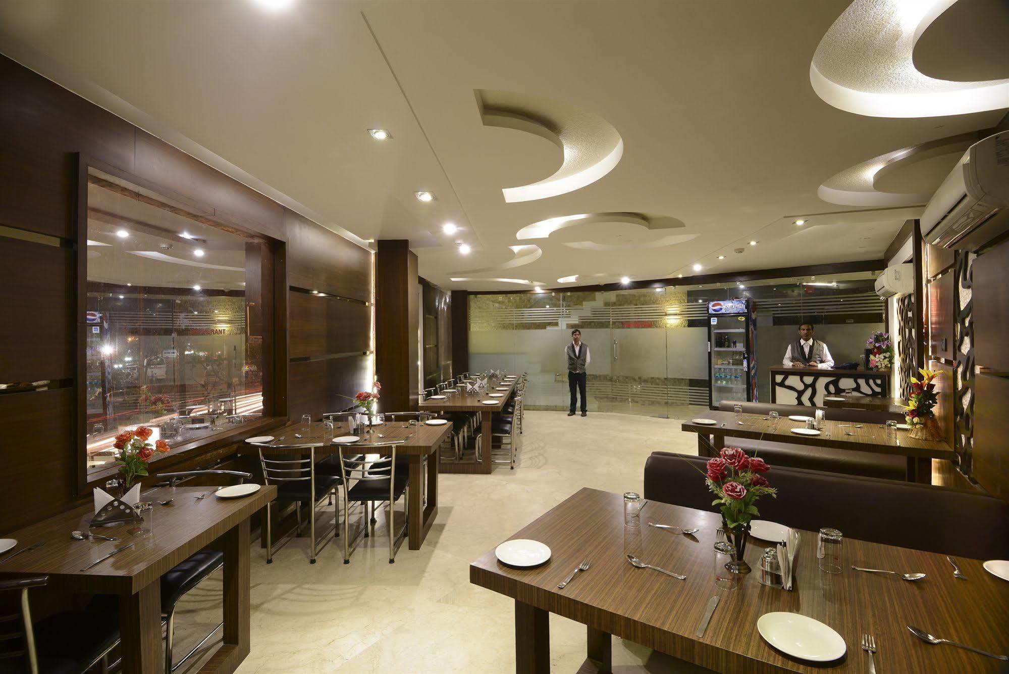Fabhotel Plus Maniram Palace Agra  Dış mekan fotoğraf