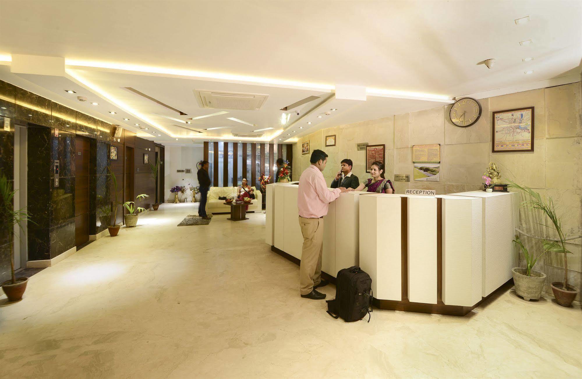 Fabhotel Plus Maniram Palace Agra  Dış mekan fotoğraf